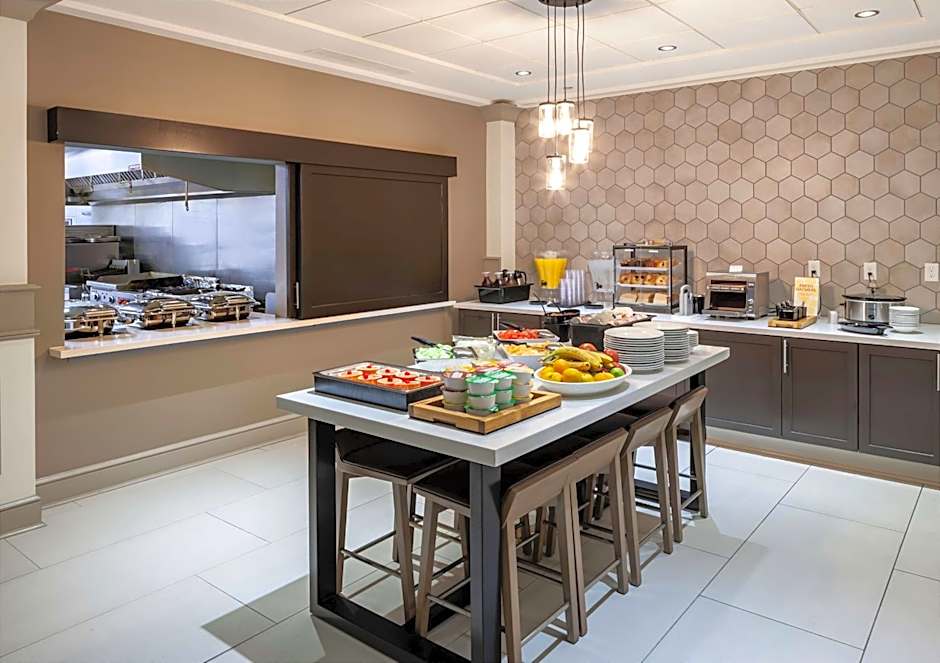 Hilton Garden Inn San Diego/Rancho Bernardo