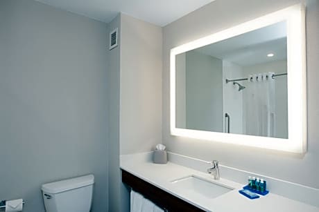 Executive King Room - Non-Smoking