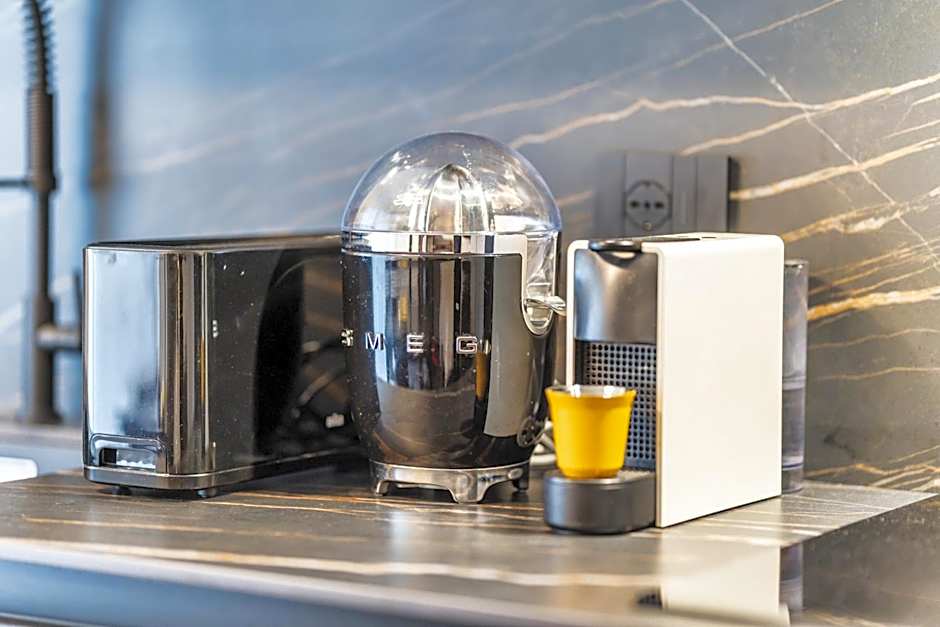 Luxury apartment - Free Parking - Duomo-Navigli