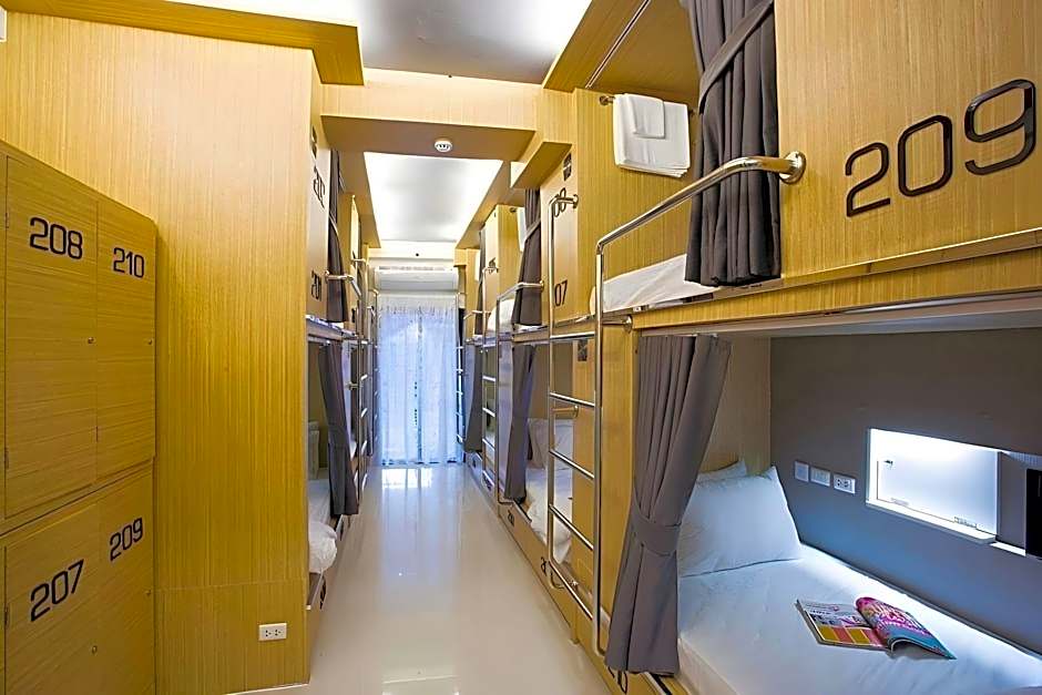 Sleep Lab Hostel