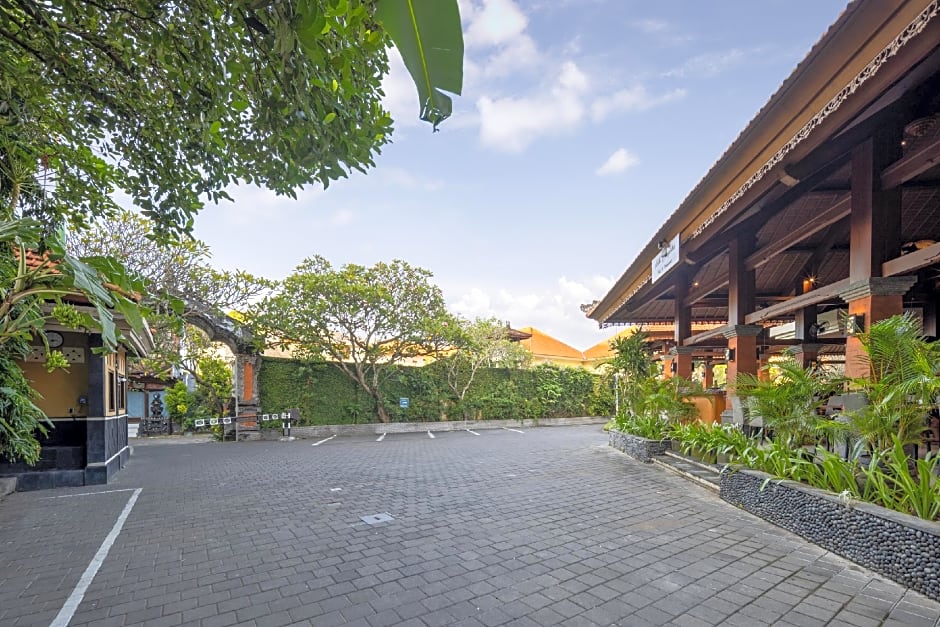 Adi Dharma Hotel Kuta