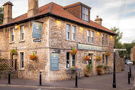 Rose and Crown Bath