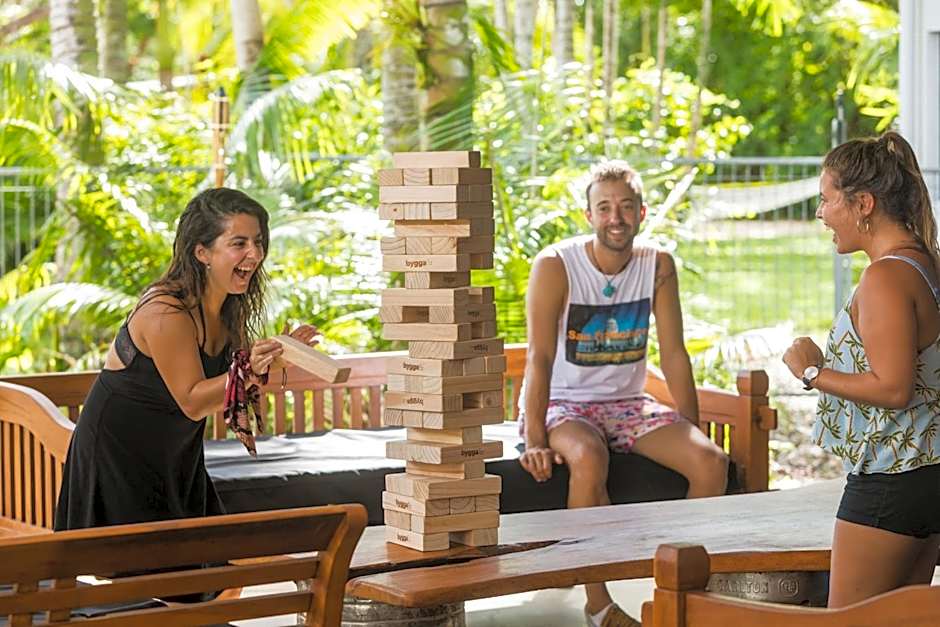 Summer House Backpackers Cairns