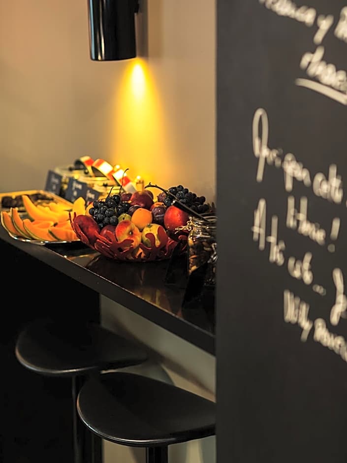 LHotel - face au château - boutique hôtel et séminaires