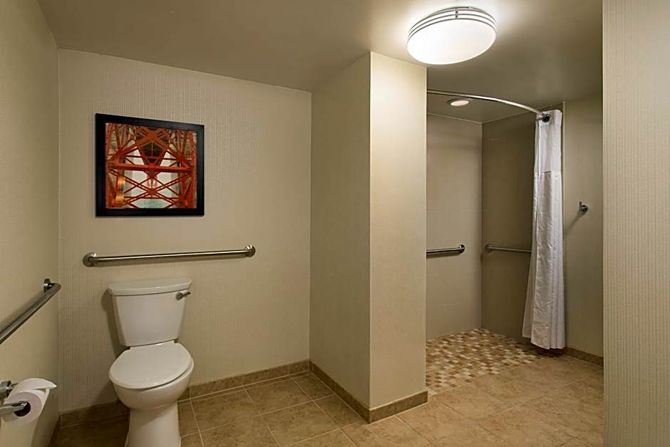 Embassy Suites by Hilton San Francisco Airport Waterfront
