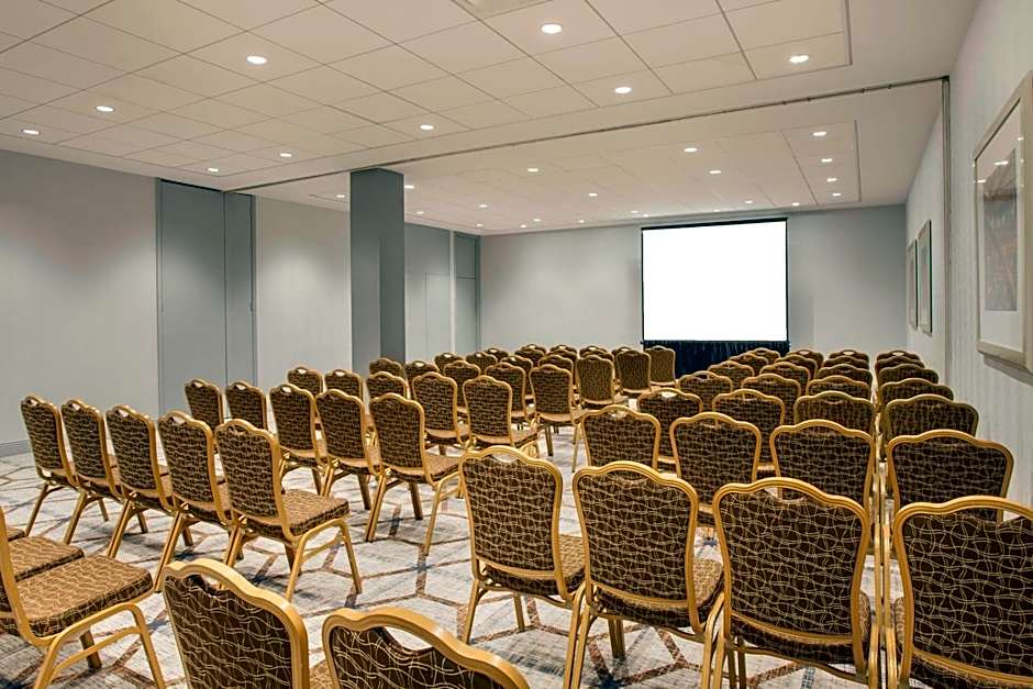 Sheraton Philadelphia University City Hotel