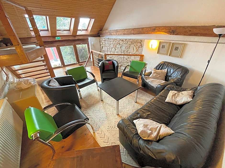 Keramický a výtvarný ateliér Konešín