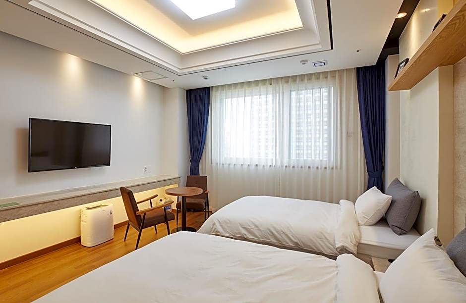 Noble Stay Hotel