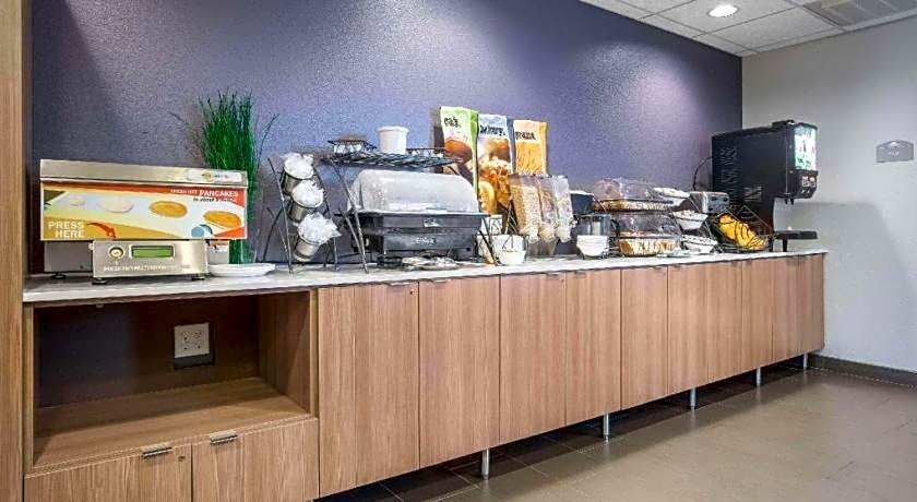 Microtel Inn & Suites By Wyndham Moorhead Fargo Area