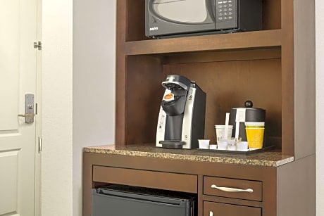 1 King Mobility Accessible W/ Roll In Shower