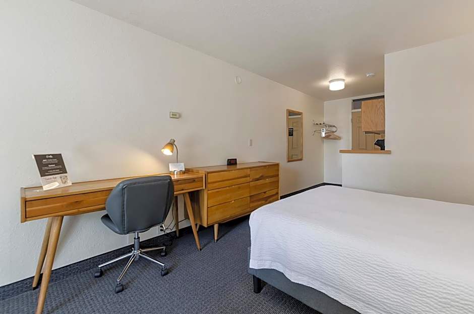 Firelite Lodge