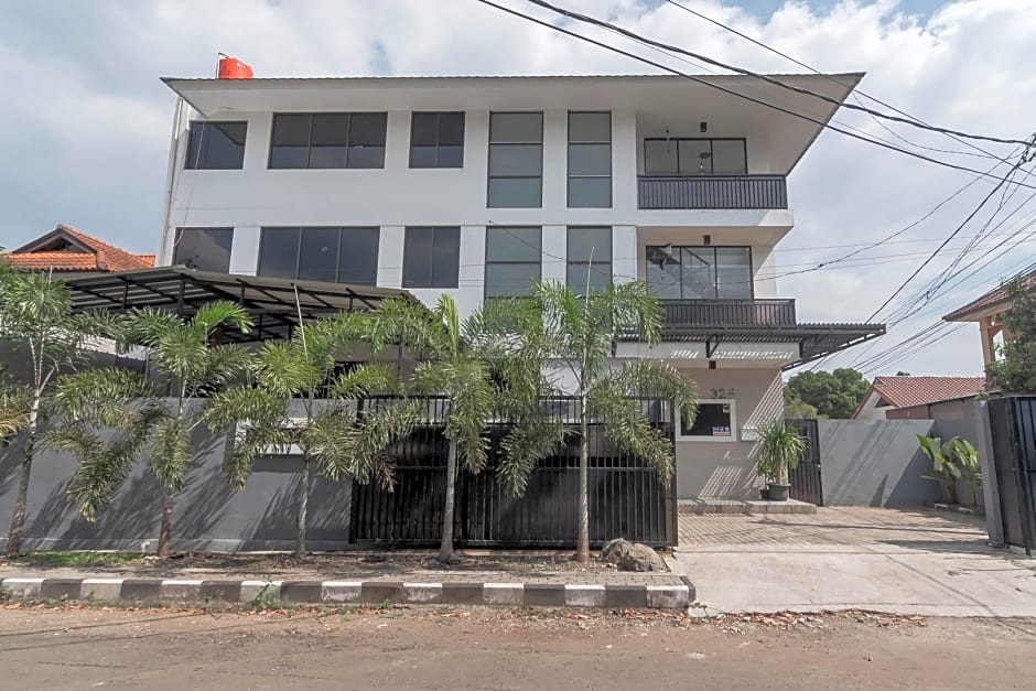 Koolkost @ Regol Park (Minimum Stay 6 Nights)