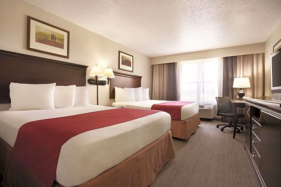 Country Inn & Suites by Radisson, Moline Airport, IL