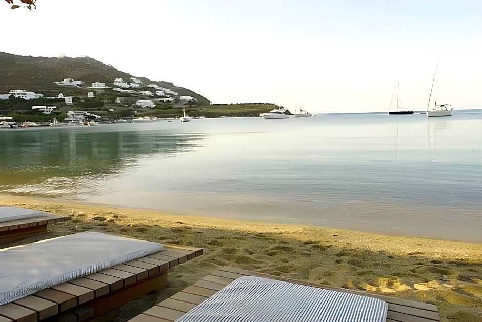 Dionysos Hotel