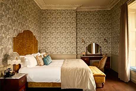 Suite with Sea View