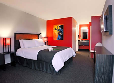 Queen Room