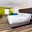 Holiday Inn Express & Suites Morristown By IHG