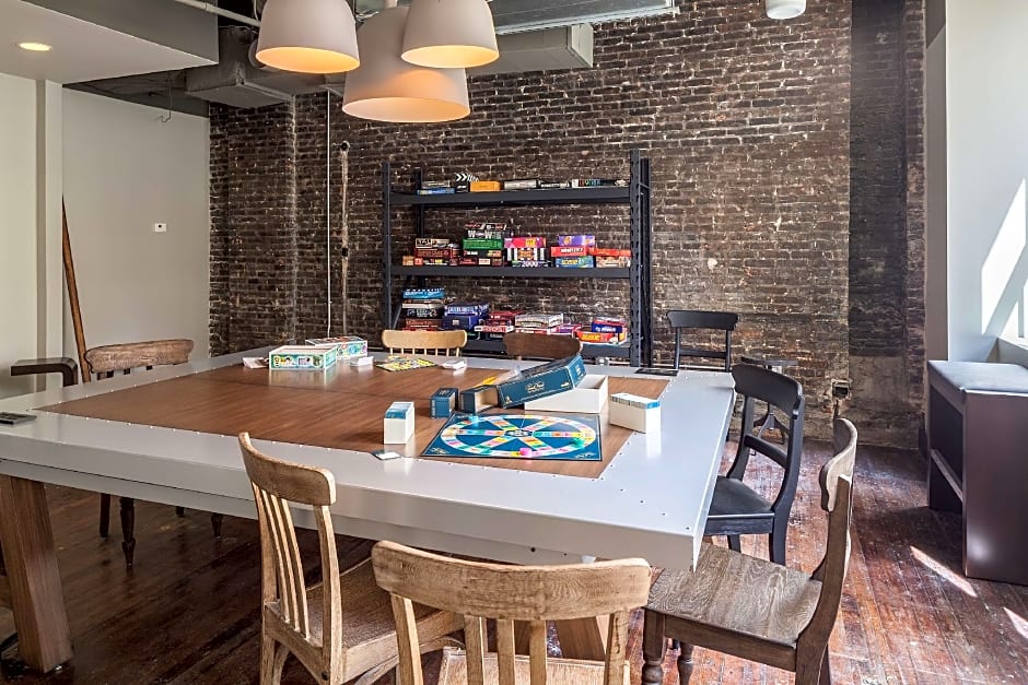 Hotel Rl Baltimore Inner Harbor – Baltimore, MD