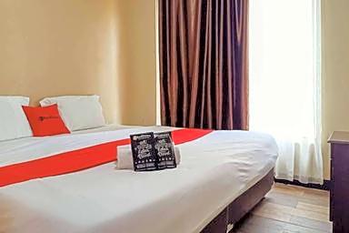 RedDoorz Syariah @ Hotel Putri Gading Bengkulu