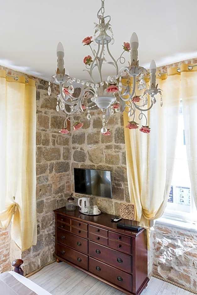 Pietra Rossa