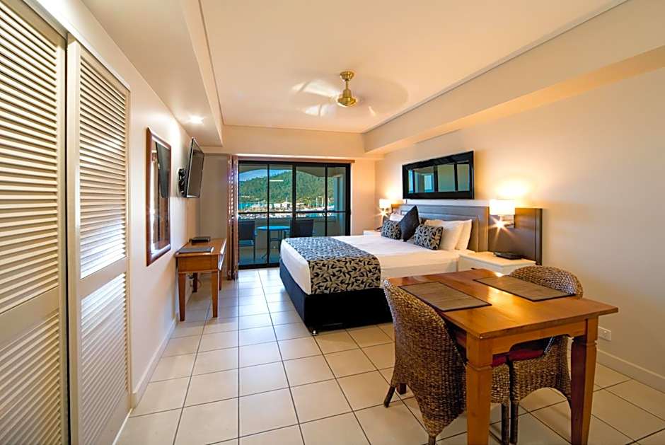 Portside Whitsunday Luxury Holiday Apartments