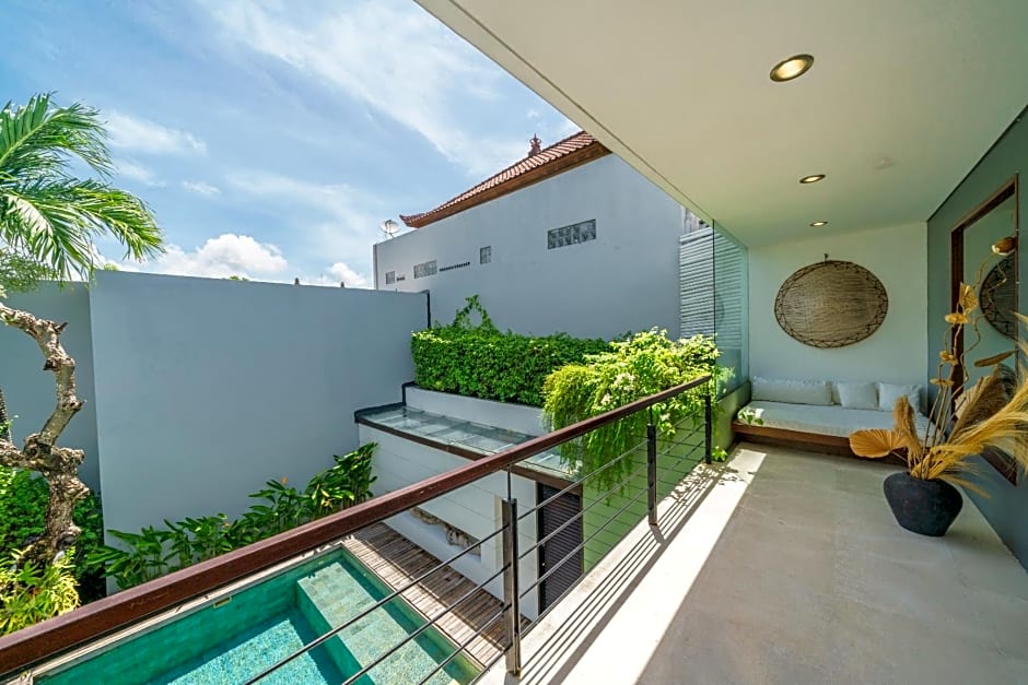 Villa Rio - Contemporary 2BR Villa in Downtown Seminyak