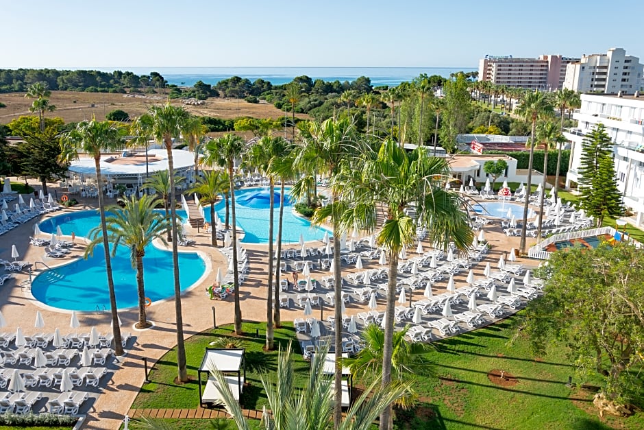 Protur Vista Badía Aparthotel