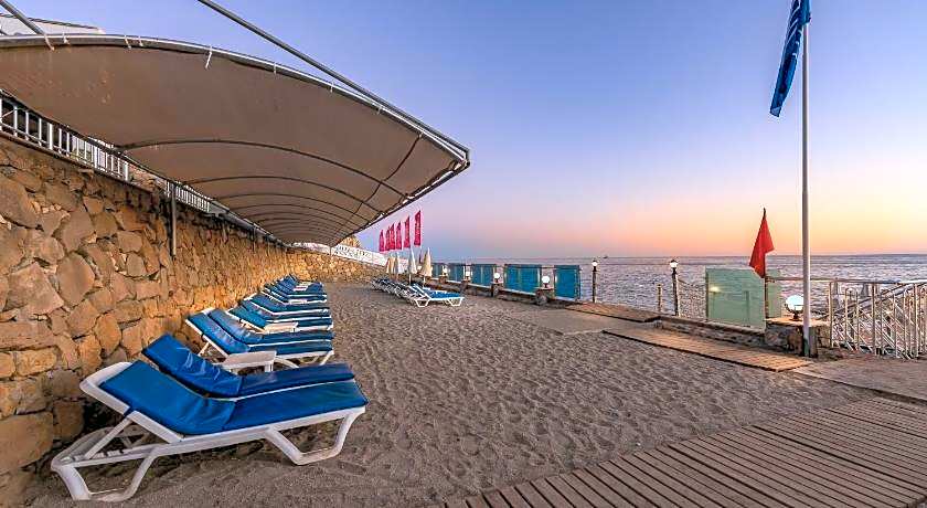 White City Beach Adult Only