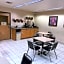 Lavissh inn and Suites