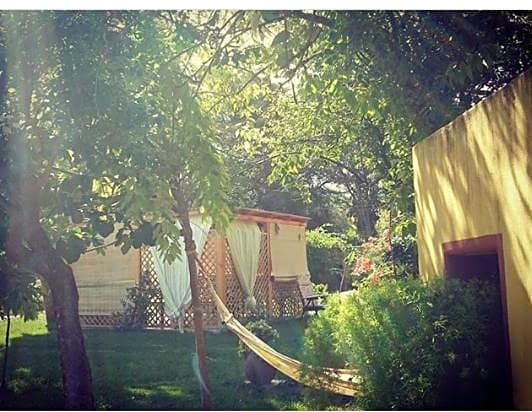 casa di campagna dal pozzo