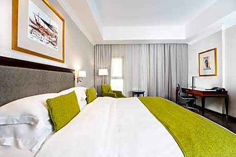 Executive Grand Deluxe