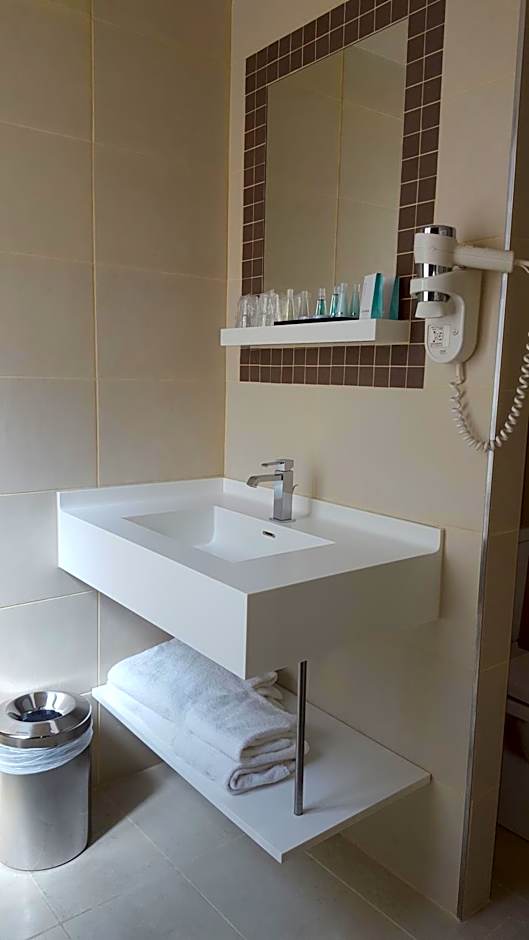 Hotel Saint Cyr Etoile
