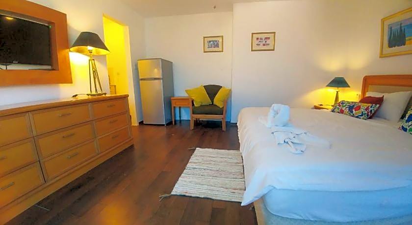 City Suites