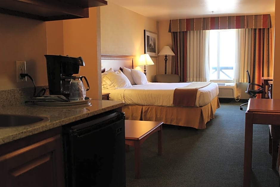 Holiday Inn Express Tehachapi