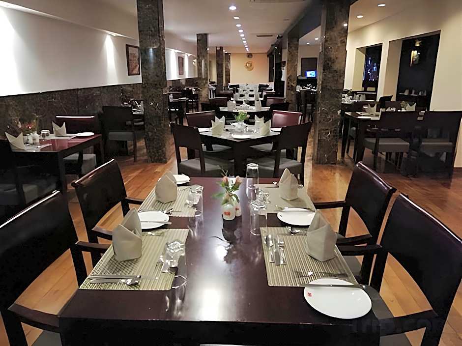 Hotel Casamara - Center Point Kandy