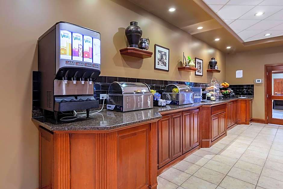 Best Western Plus Meridian Hotel