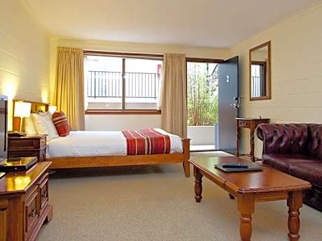 Studio Apartment 2 Nights