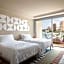 Le Meridien Beach Plaza