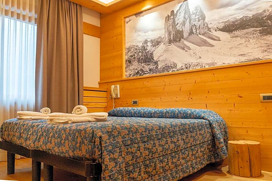 Hotel Serena - Tre Cime Views