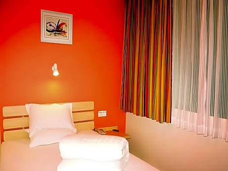 7Days Inn Yuncheng Zhongyin