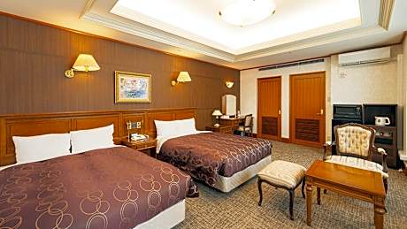 Deluxe Twin Room 6th Floor