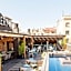 Gallery Hotel