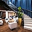 Le Capitole Hotel