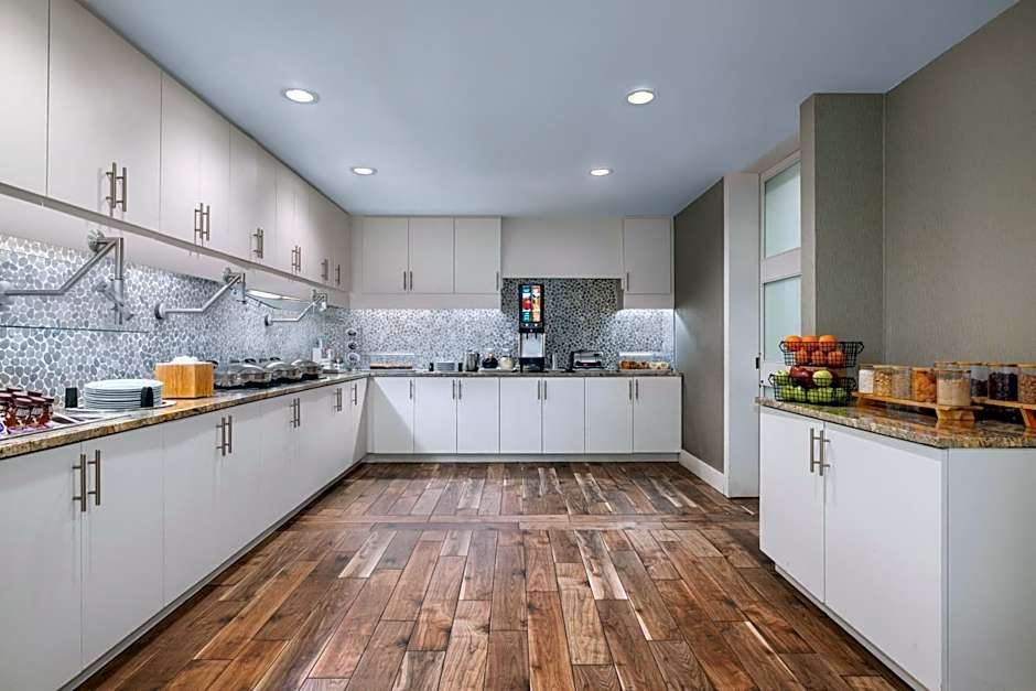 Residence Inn by Marriott Long Island Islip/Courthouse Complex