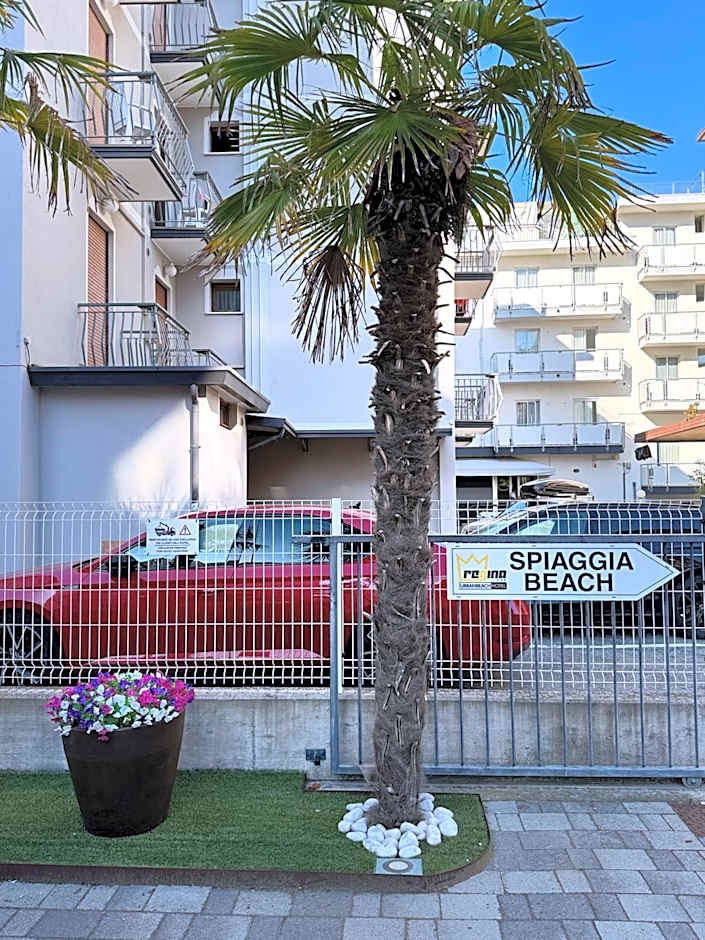 Regina Urban Beach Hotel