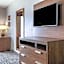 Quality Inn & Suites I-35 E/Walnut Hill