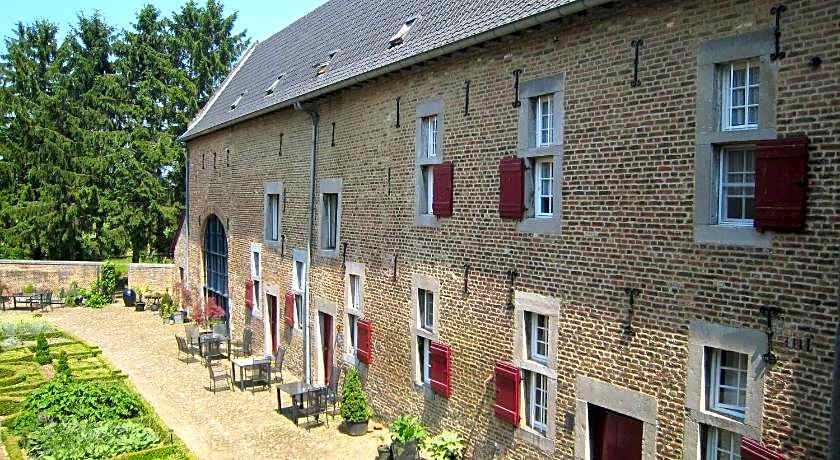 Spacious Apartment near Town Center in Mesch