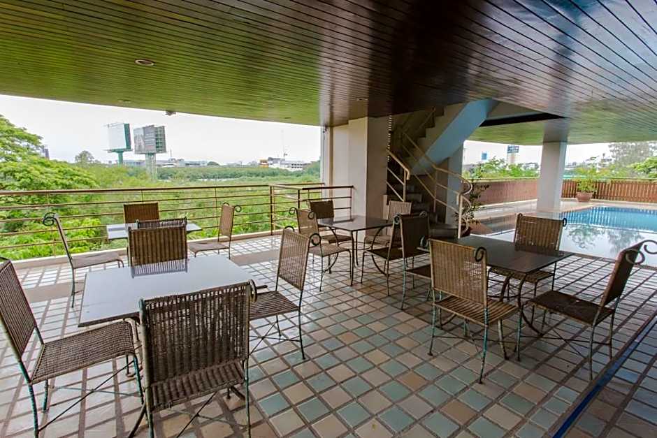 Sky Place Srinakarin