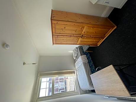 Single room Southfiled road