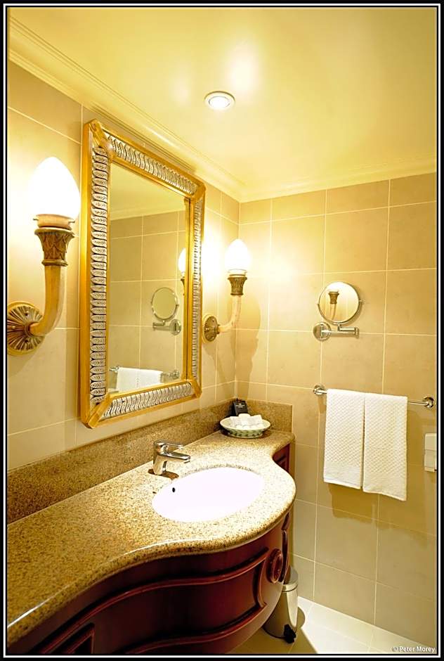 Peermont D'oreale Grande at Emperors Palace Johannesburg